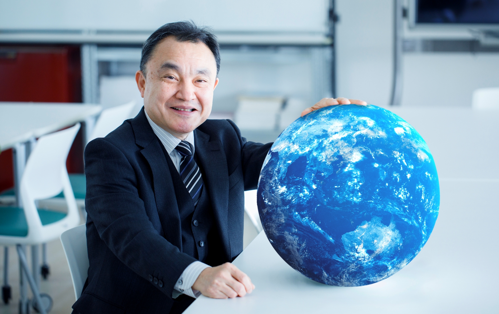 西田 好宏教授写真
